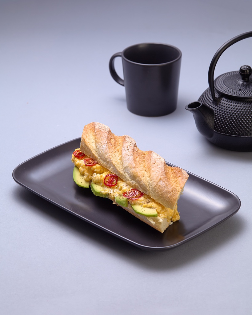 Avocado Scramble (اسکرمبل آووکادو)