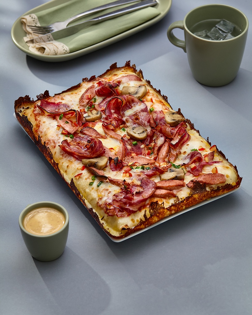 Classic Pizza(پیتزا کلاسیک)